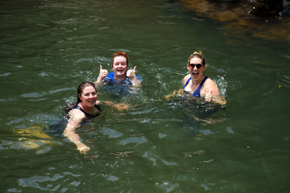 Ahaspokuna Bushwalks Camp 16/50