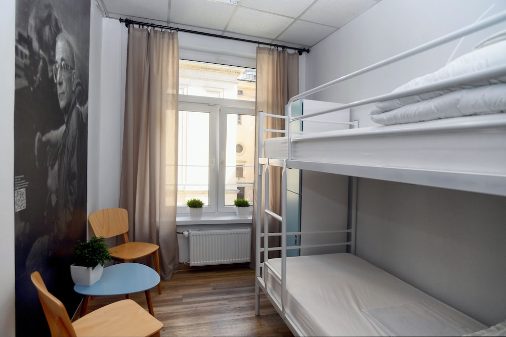 WARSAW HOSTEL CENTRUM 31/73