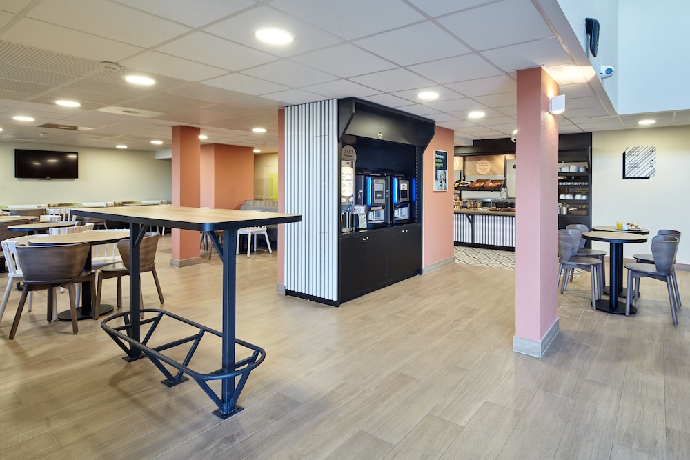 B&B Hotel Paris Nord Gonesse Parc des Expos 43/55