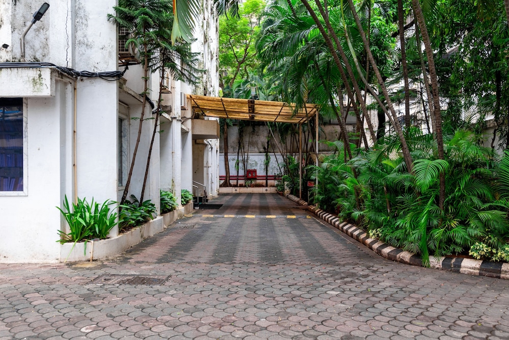 Hotel Balwas International 41/47