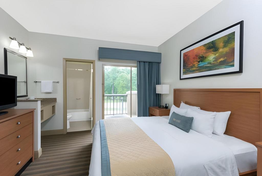 Upgrade, Suite, King Bed