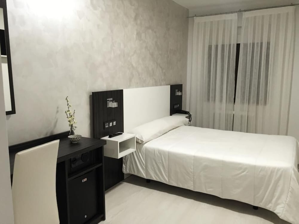 Hotel Emperatriz I 16/33
