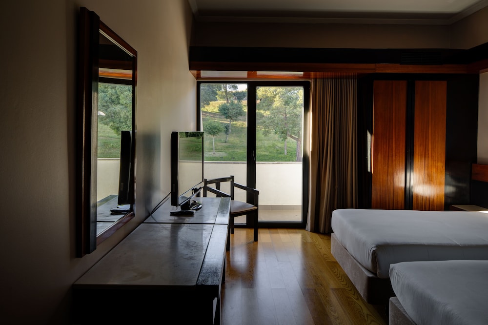 Lara Hotel 18/49