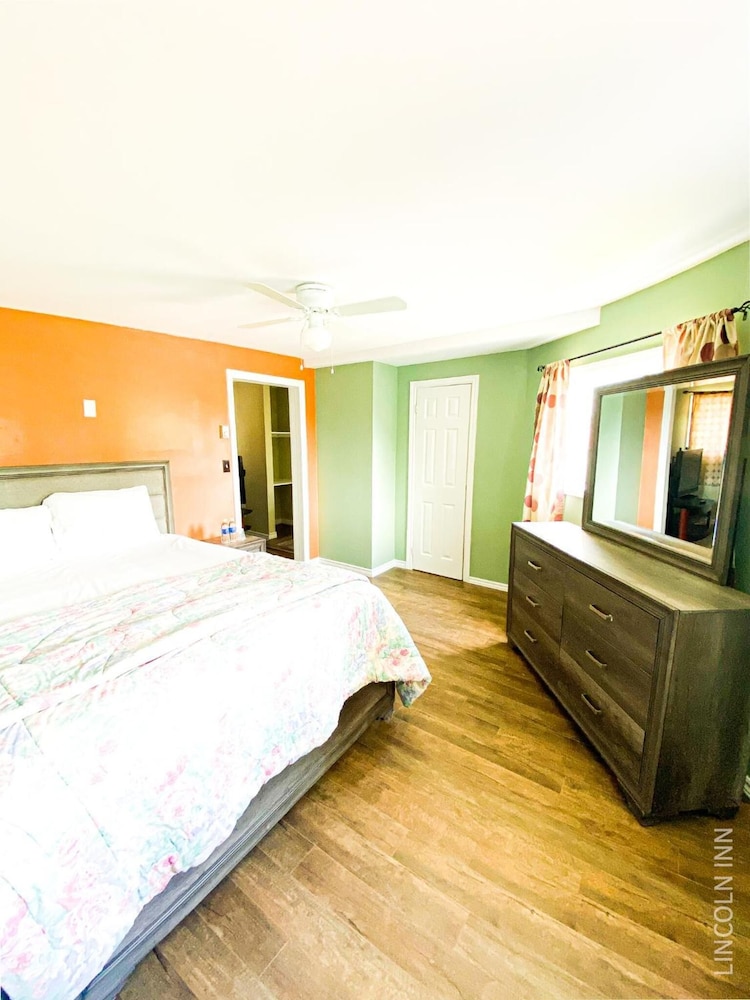 Lincoln Inn Fredericton 17/58