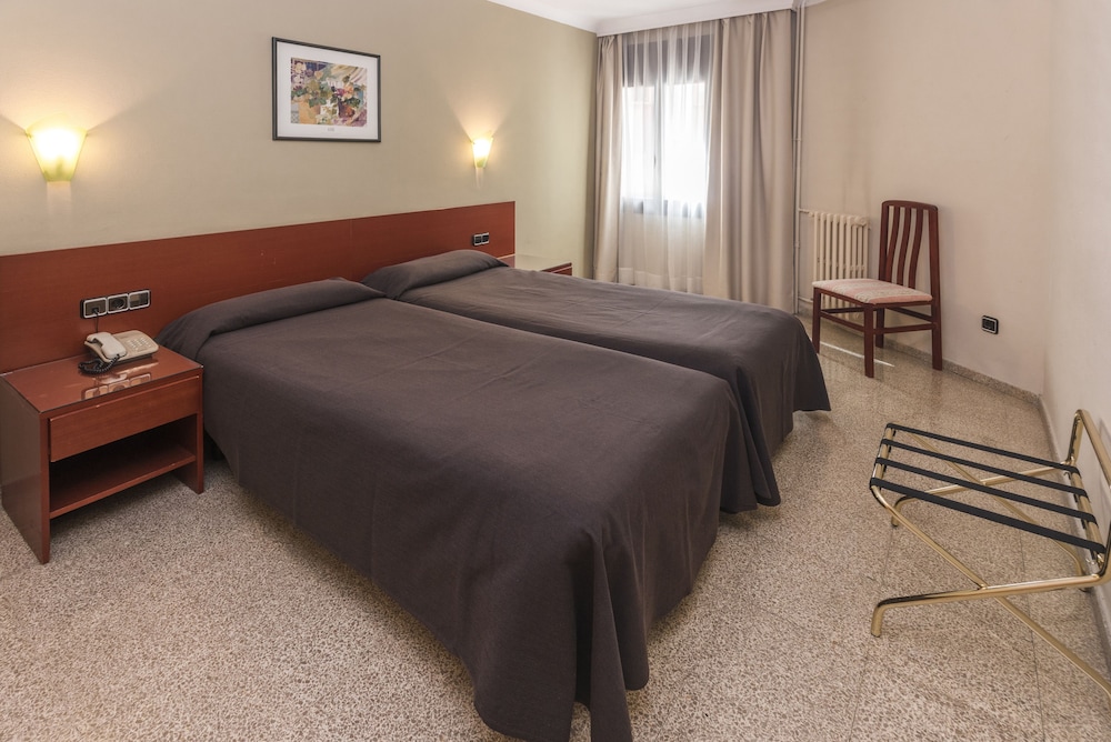 COSMOS Hotel & Aparthotel Andorra 11/65