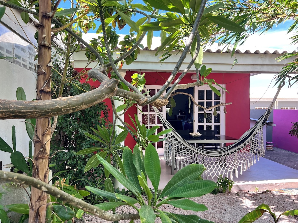 Tropical Breeze Apartments 42/49