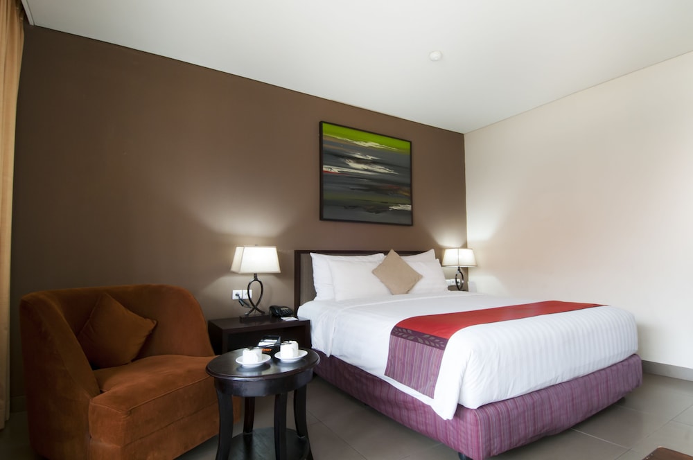 100 Sunset Hotel Kuta 15/66