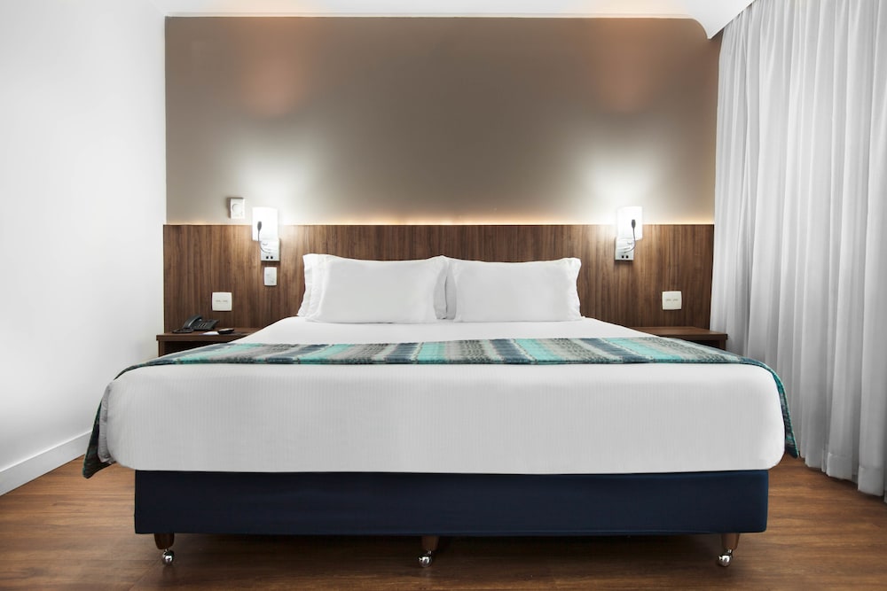 Melia Ibirapuera 25/77
