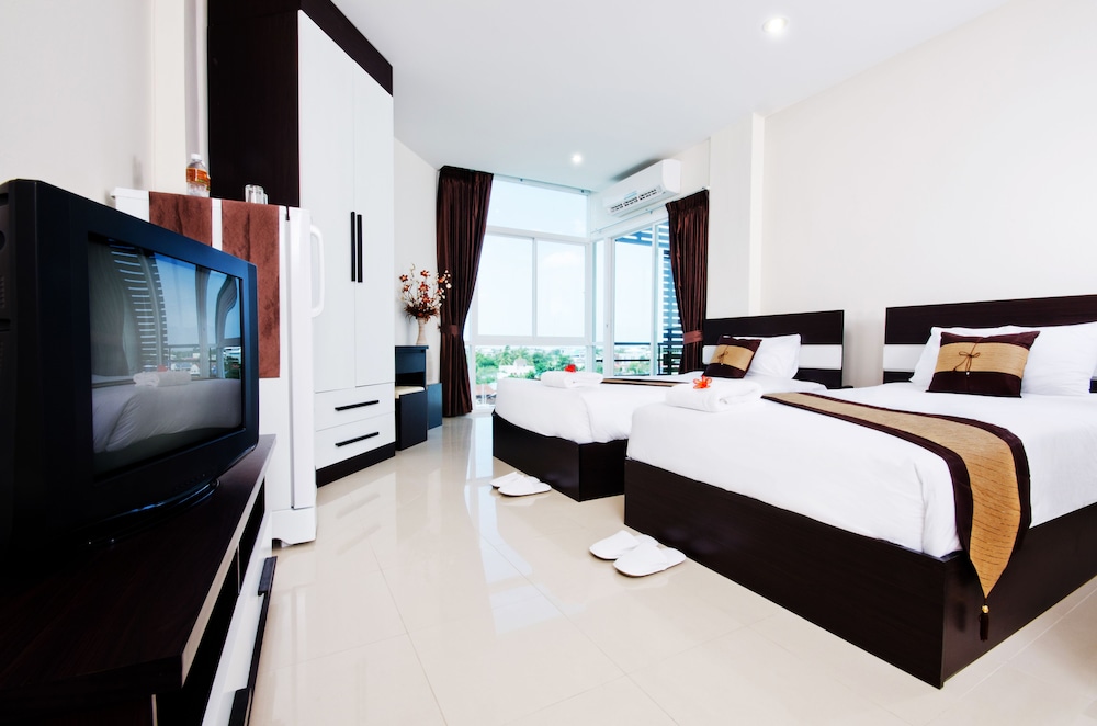 GLORY PLACE HUA HIN HOTEL 27/70