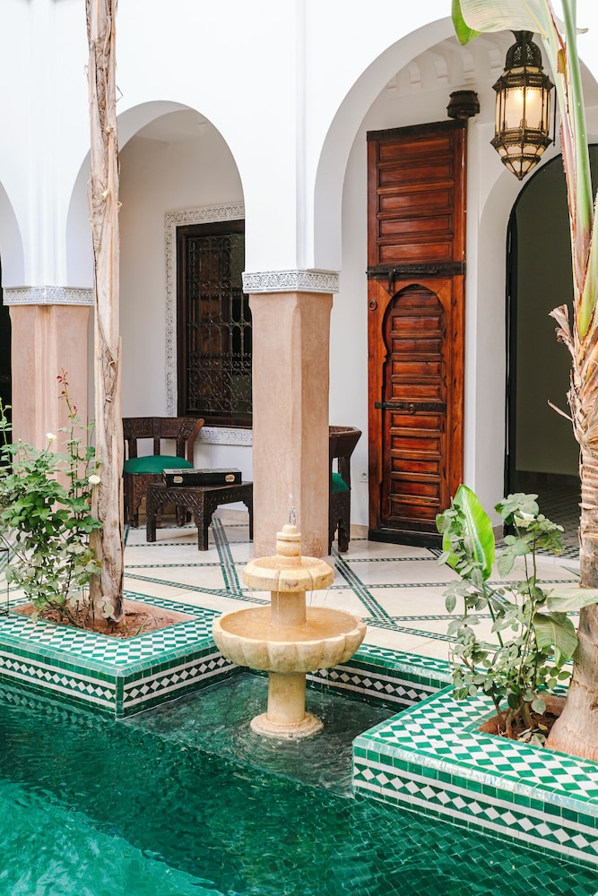 Riad El Noujoum 28/50