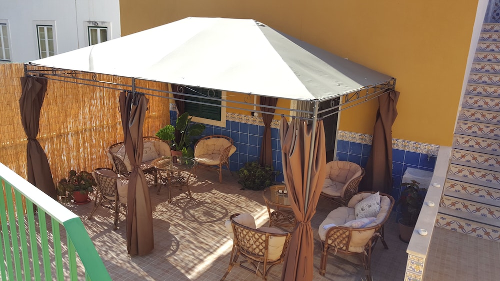 The Hostel Of Alcobaça 25/50