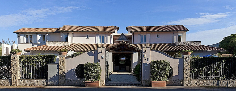Hotel Villa Smeraldo 2/44