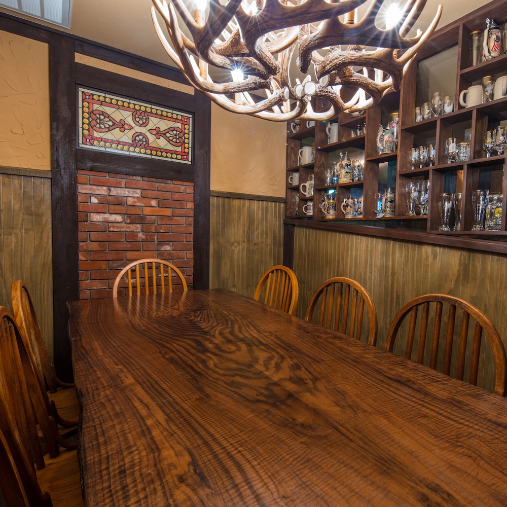Wild Bear Inn 34/41