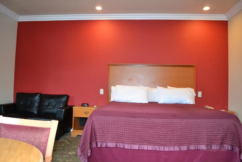 The Miramar Inn and Suites 11/50