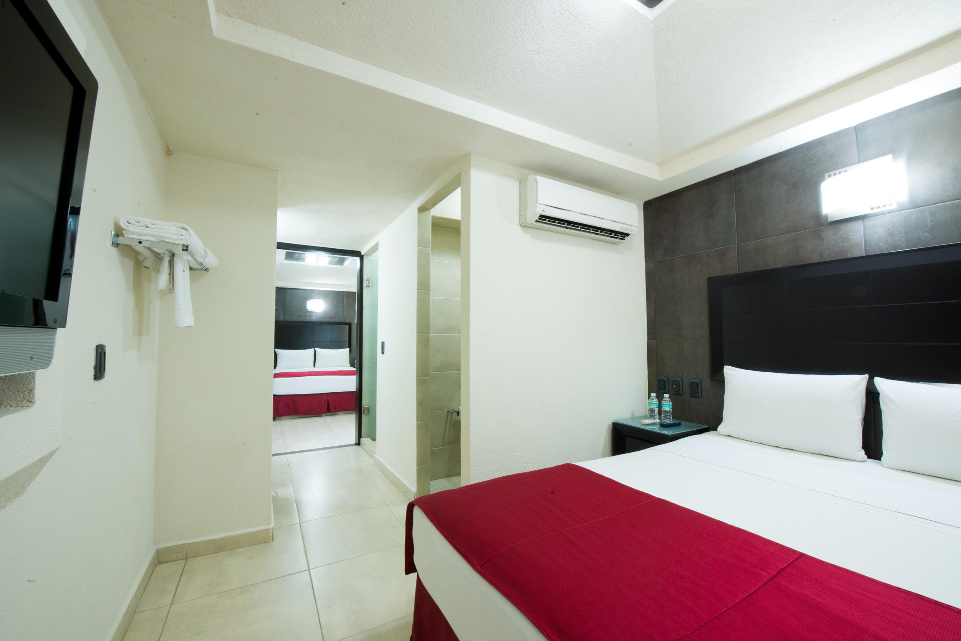 Superior, Double Bed, Street View