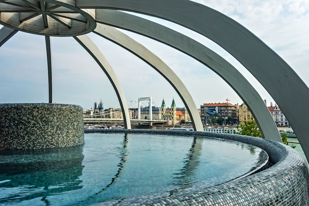 Budapest Museum Central 34/52