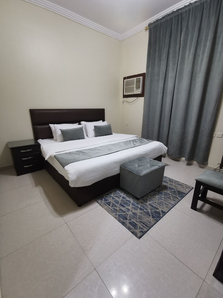 فندق وافي حائل للشقق الفندقية(Wafi Hail Hotel Apartments) 9/28