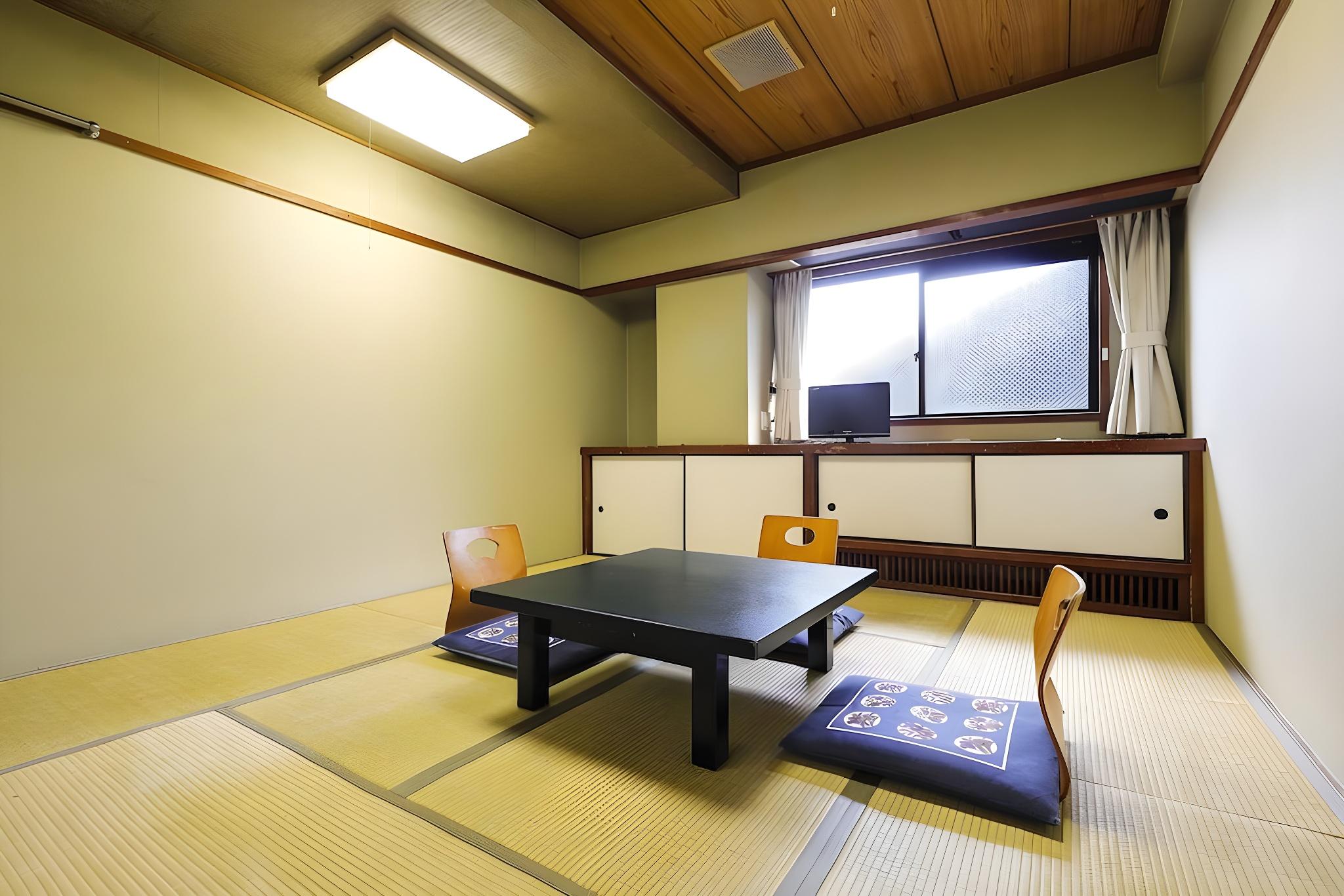 Room at Ryokan Azumaya, KYOTO