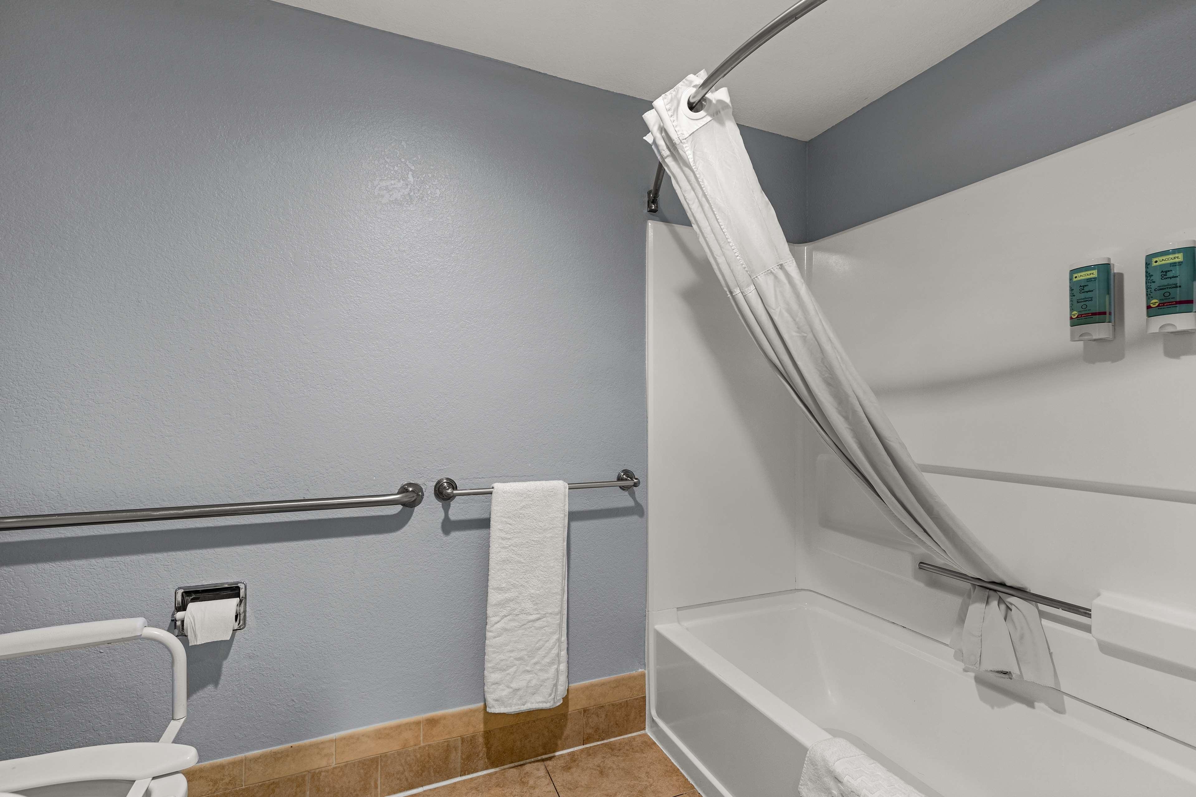 غرفة قياسية بسرير مزدوج، Best Western Moreno Hotel & Suites 6/6
