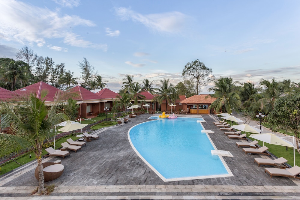Gold Coast Phu Quoc Resort 62/68