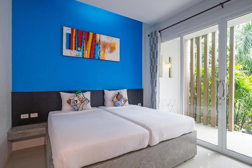 SUPERIOR, TWIN BEDS