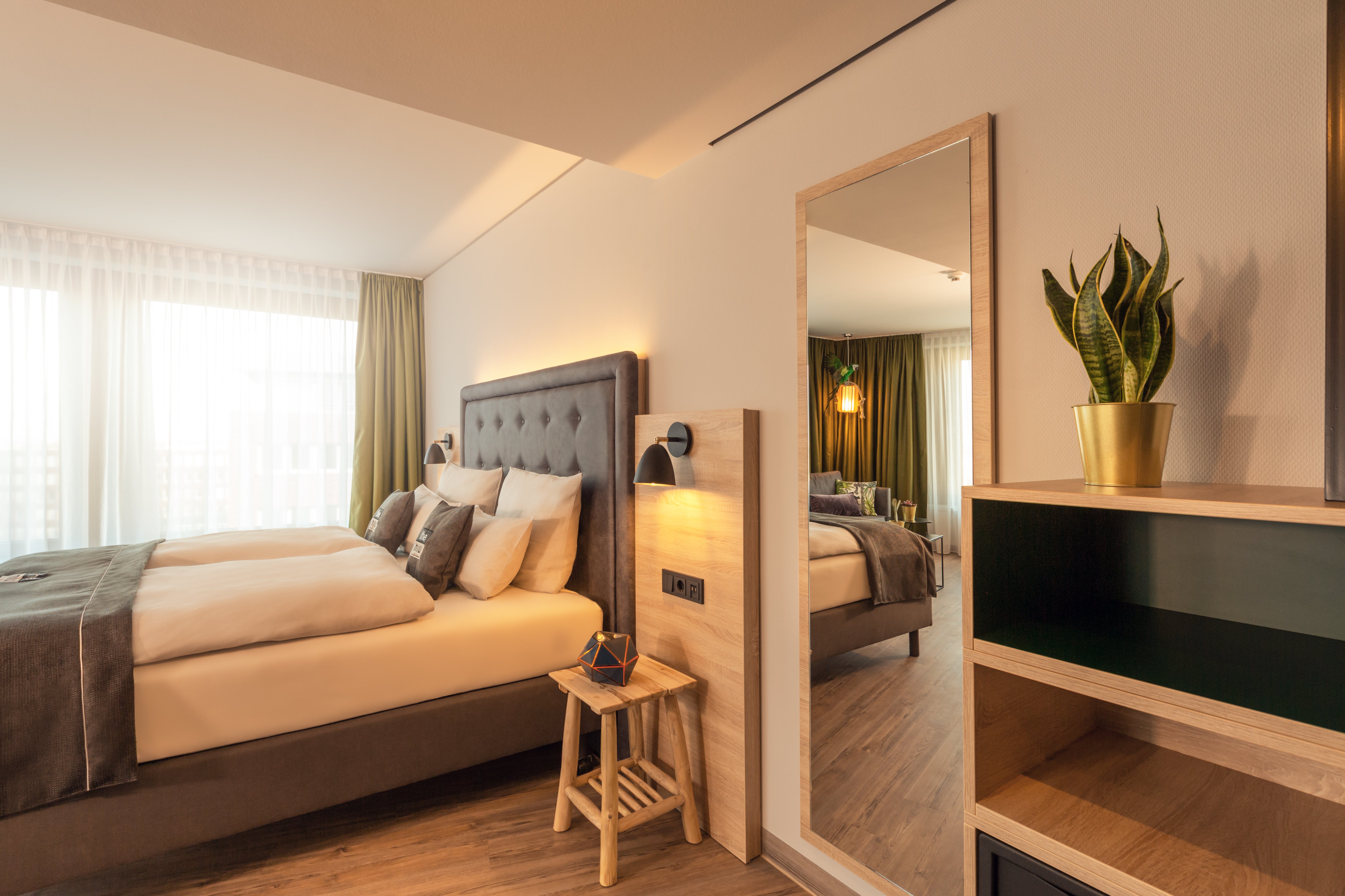 Holiday Inn - the niu, Crusoe Bremen Airport 8/42