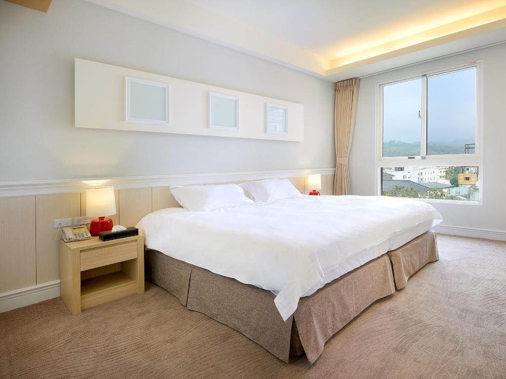Room, Double Bed