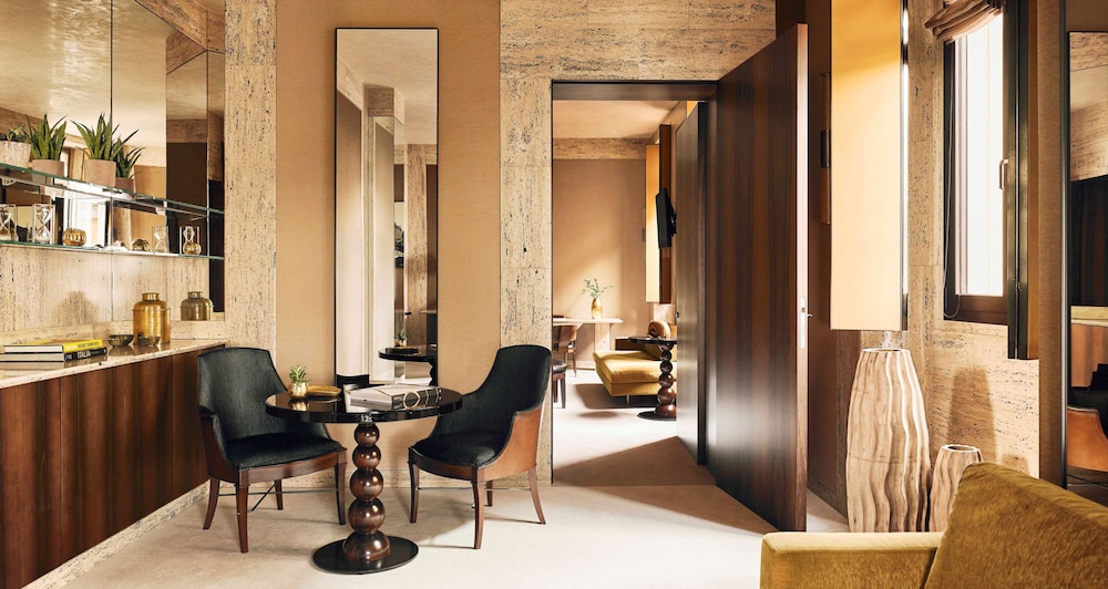 Park Hyatt Milano Hotel 86/93
