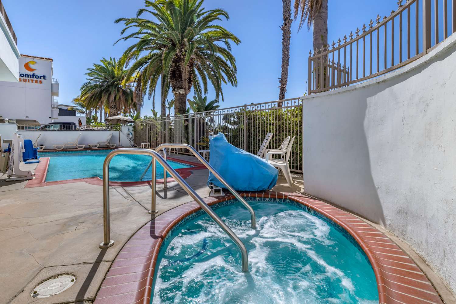 Comfort Suites San Clemente Beach 11/20