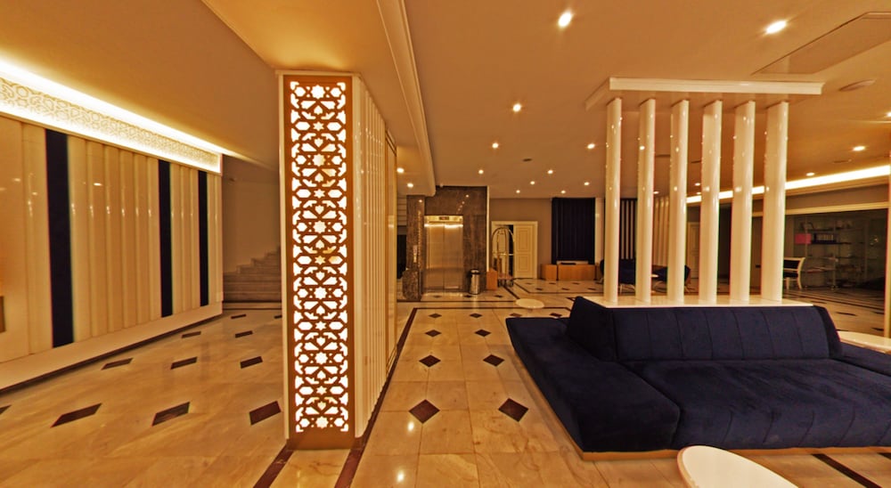 Mara Palace Hotel 65/92