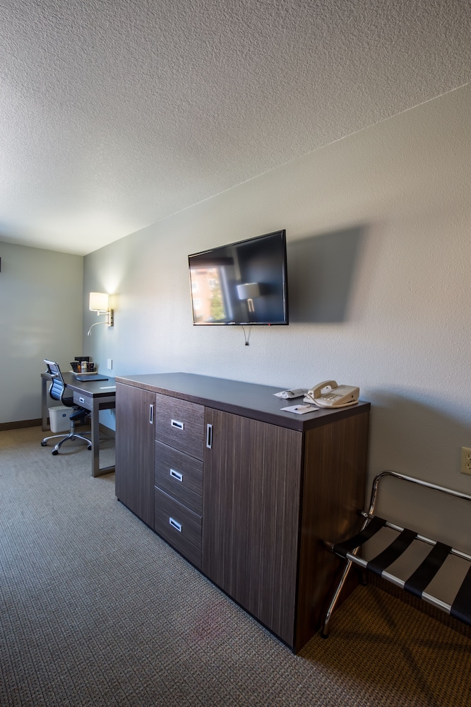 Extended Stay America Premier Suites - Portland - North 10/50