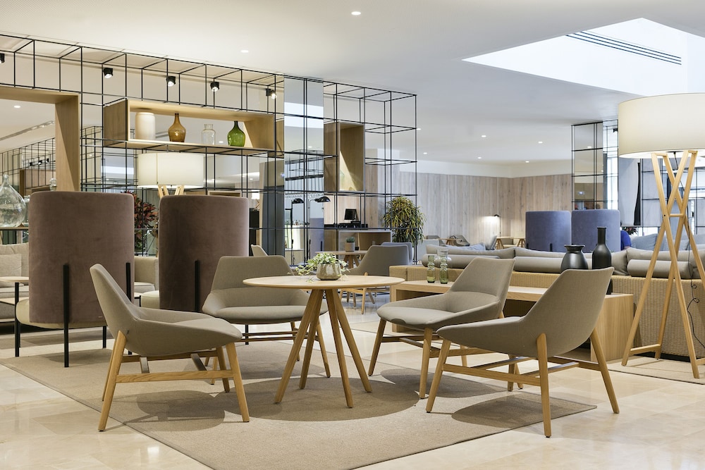 The Level at Melia Sevilla 50/62