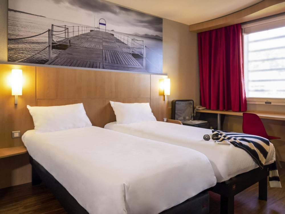 ibis Cannes Mandelieu 35/76
