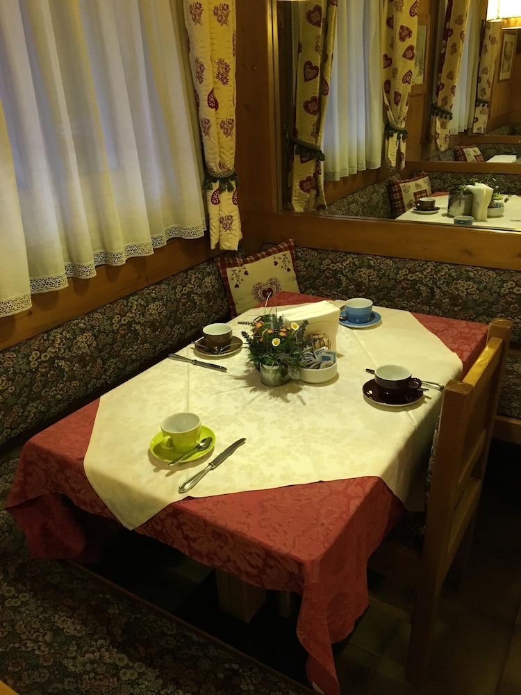 Hotel Meuble Villa Neve 37/50