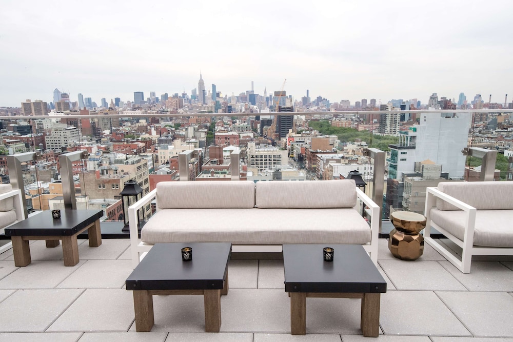 50 Bowery Hotel 41/60