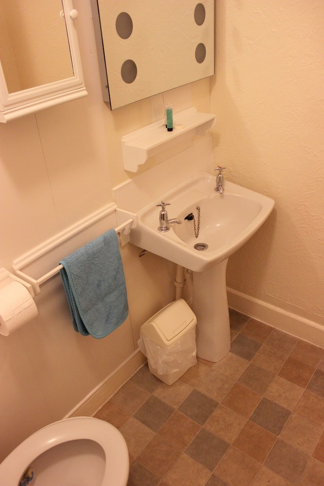 Sandpiper Holiday Apartments 46/50