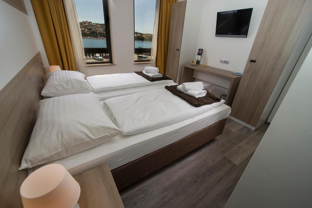 HOSTEL SOL 41/62