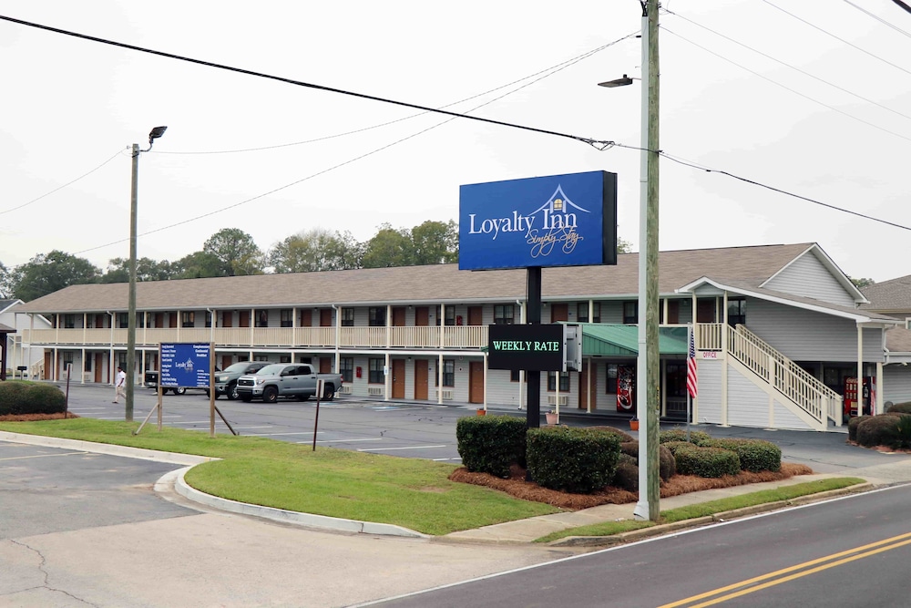 Loyalty Inn Hawkinsville 34/37