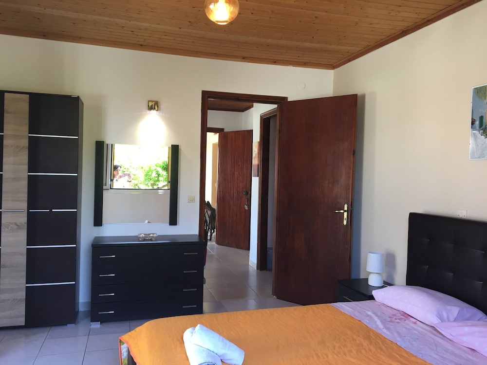 VILLA PANOREA 16/50