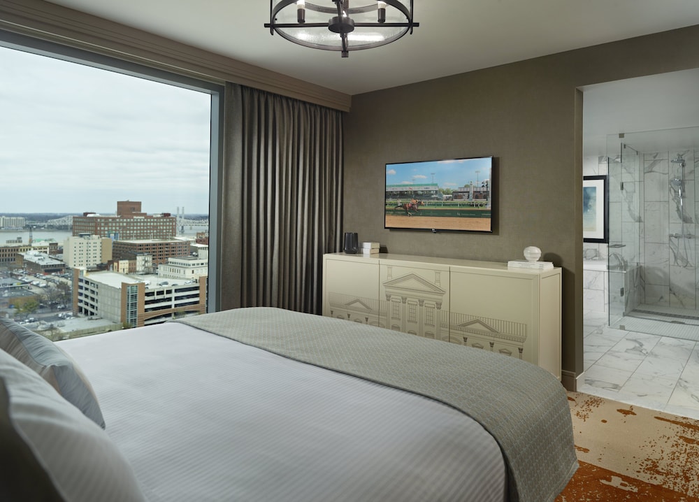 Omni Louisville Hotel 15/88