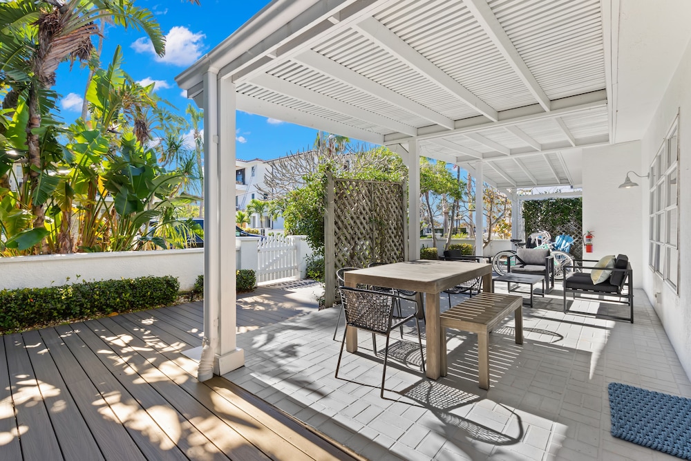 Inn On The Beach 33/50