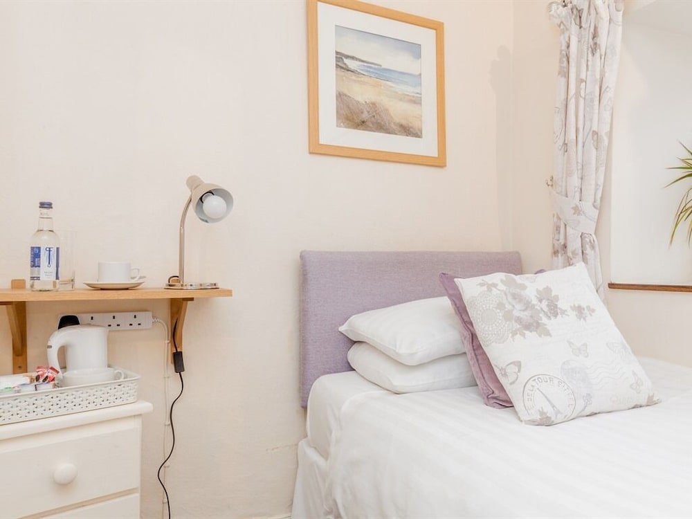 The Priory Burford Bed And Breakfast 24/59