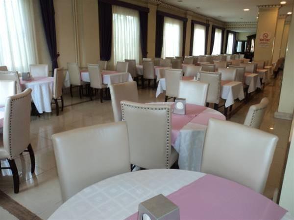 Egehan Hotel 3/5