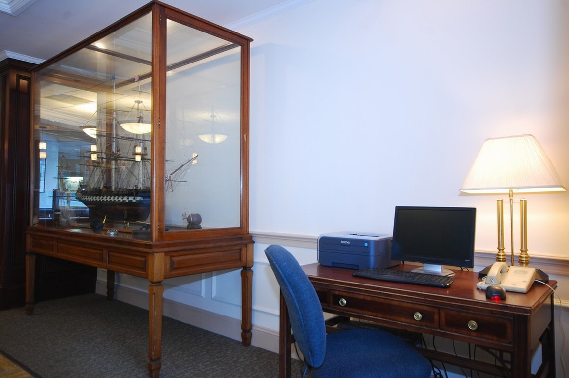 Best Western Adams Inn Quincy-Boston 43/53