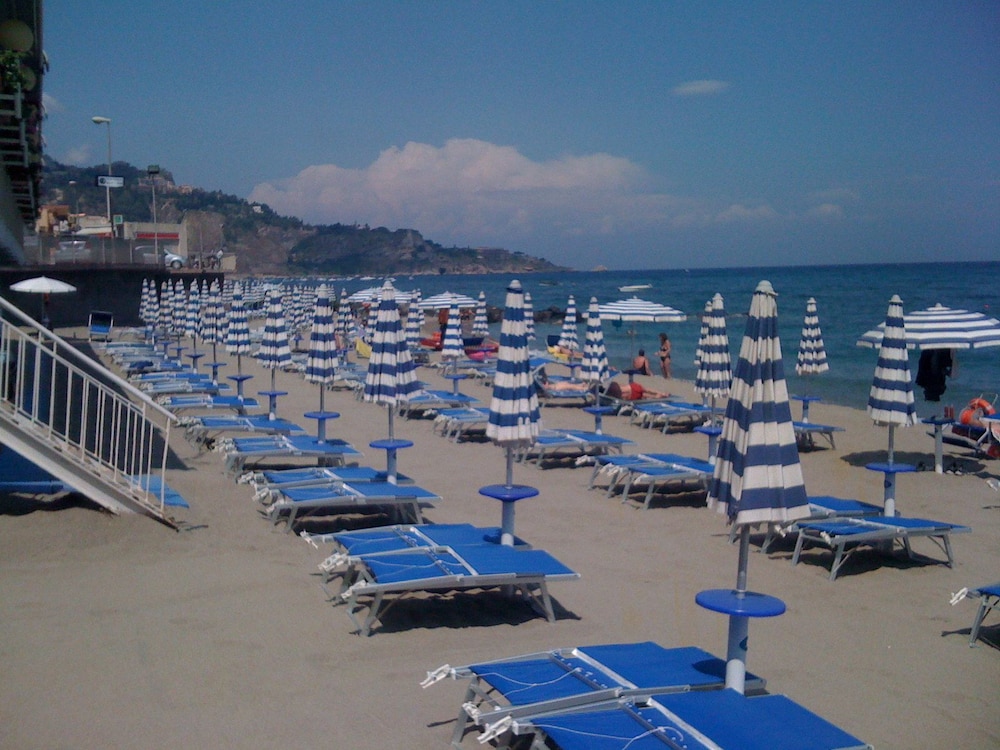 Hotel San Giovanni 56/66
