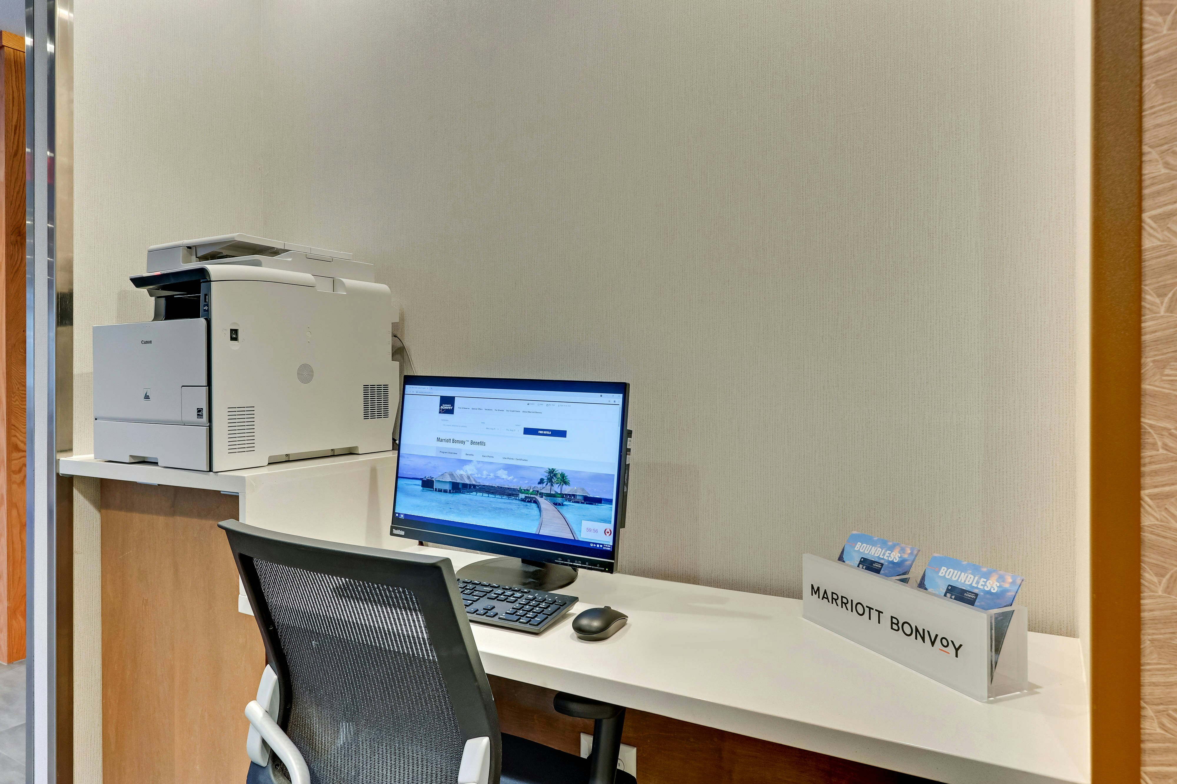 Fairfield Inn & Suites by Marriott Dallas Love Field 13/17