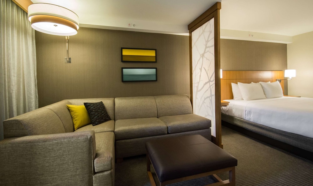 Hyatt Place Daytona Beach Oceanfront 11/65