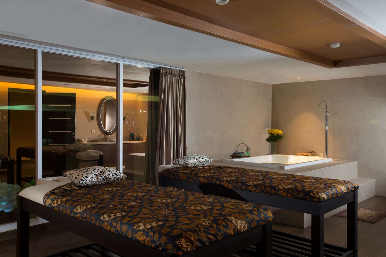 Grand Mercure Solo Baru 40/40