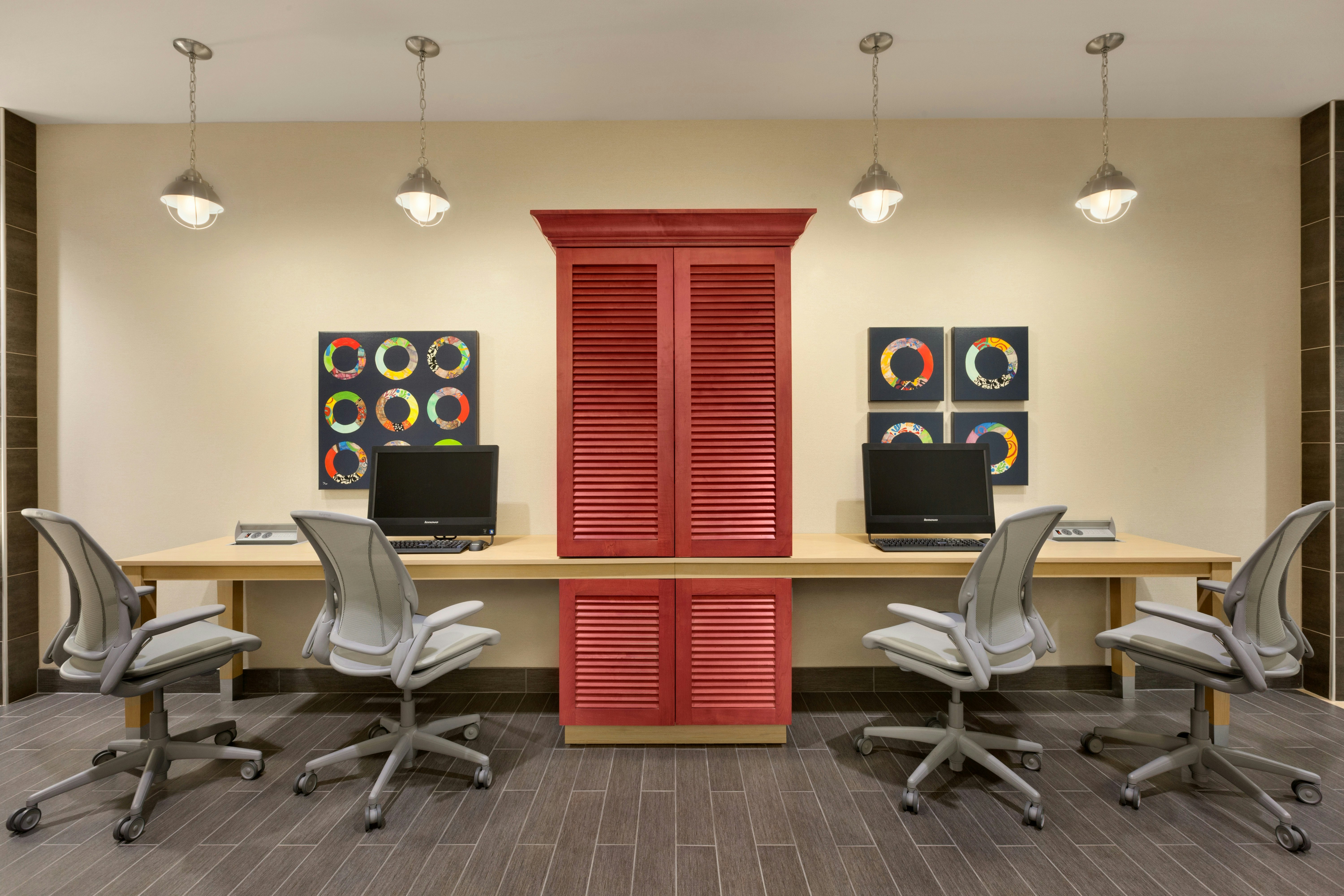 Home2 Suites By Hilton Destin Fl 57/63