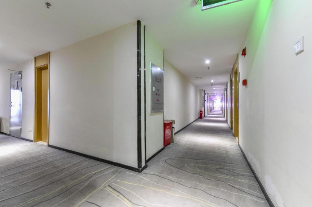 City Comfort Inn (Zhuhai Qinglv Middle Road) 31/54